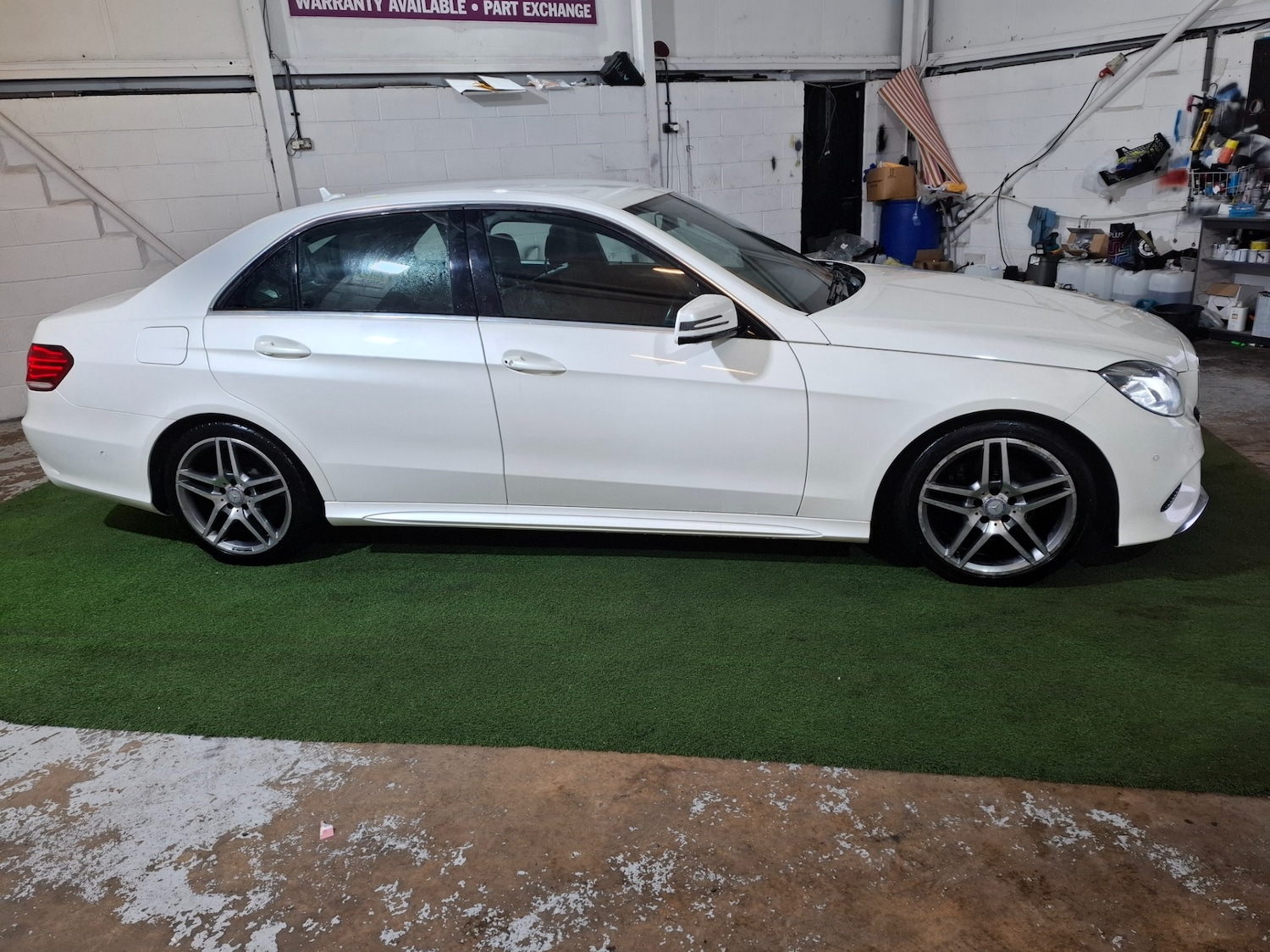 Used Mercedes-Benz E Class 2013 for sale - 77342765: Photo 5