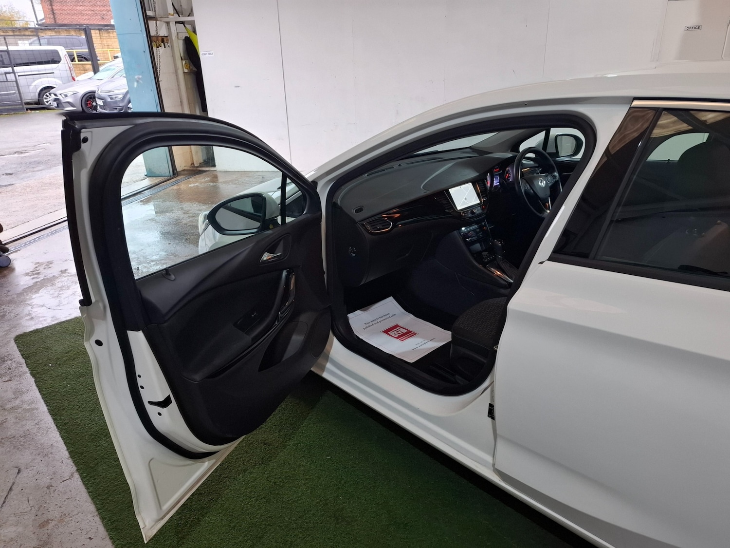 Used Vauxhall Astra 2018 for sale - 76770258: Photo 13