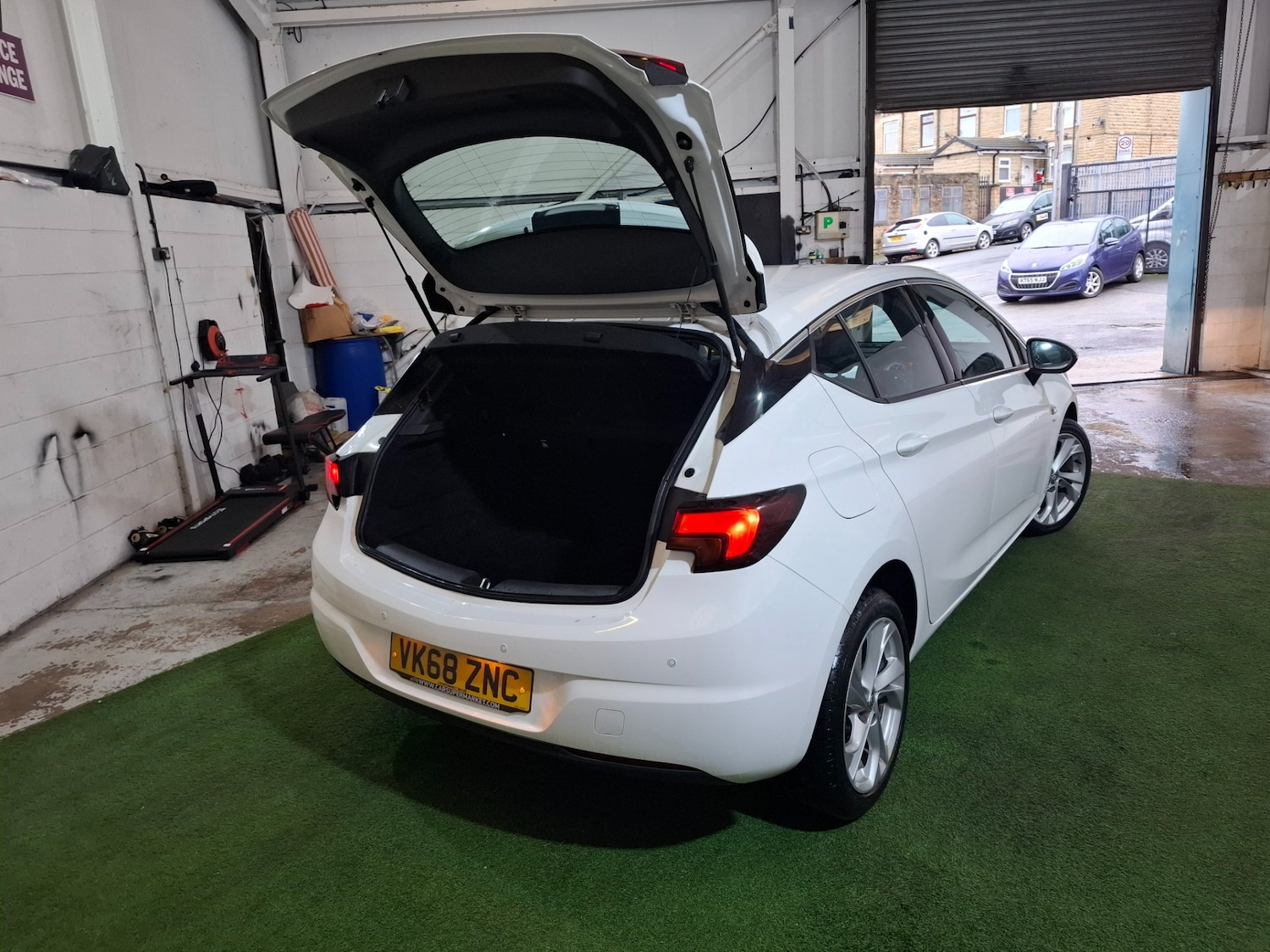 Used Vauxhall Astra 2018 for sale - 76770258: Photo 26