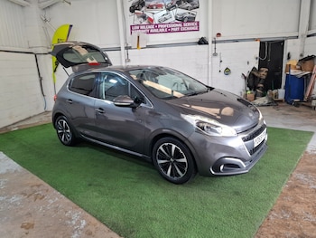 Used Peugeot 208 2019 for sale - 75909220: Photo