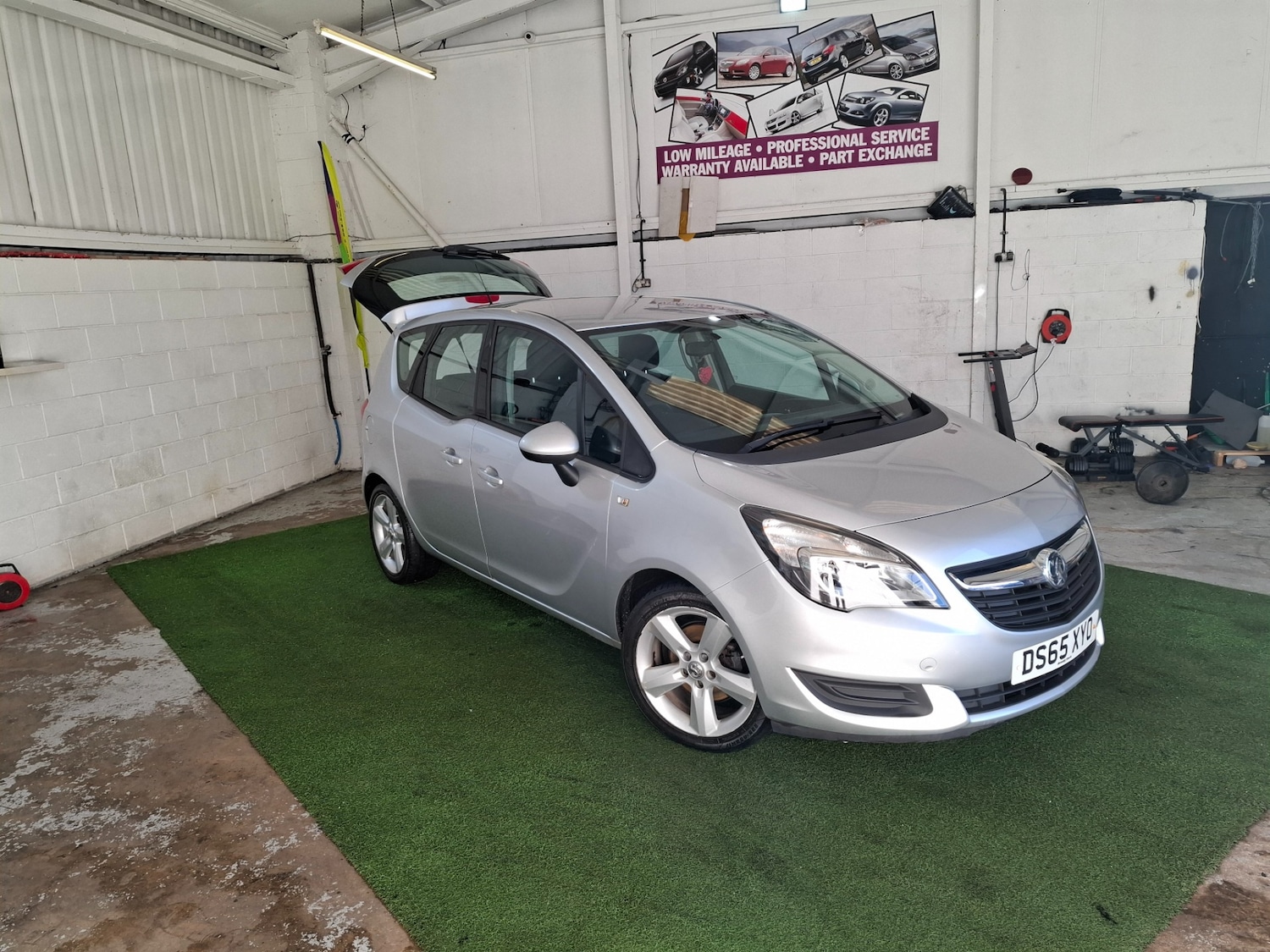 Used Vauxhall Meriva 2015 for sale - 76694371: Photo 1