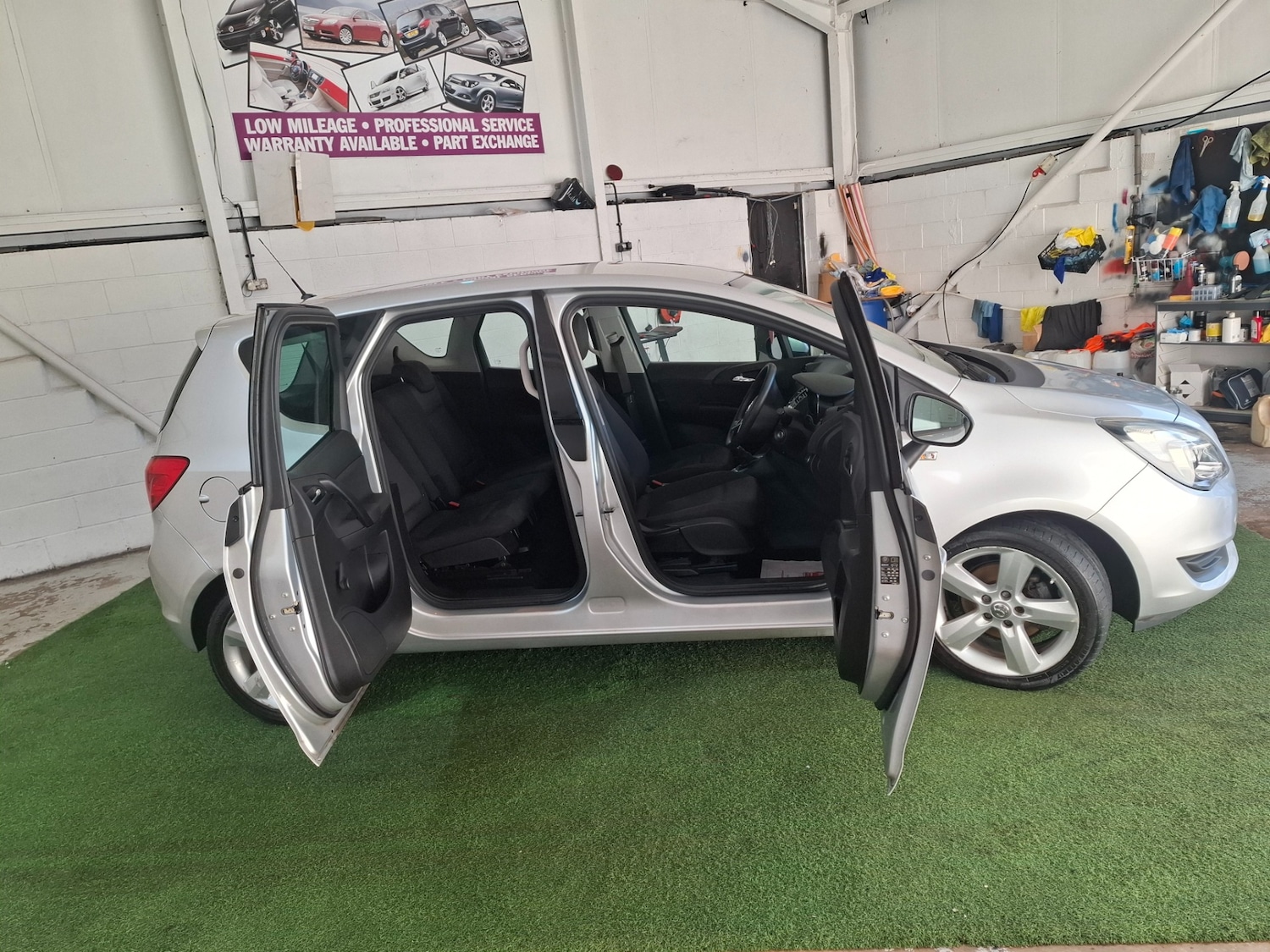 Used Vauxhall Meriva 2015 for sale - 76694371: Photo 12