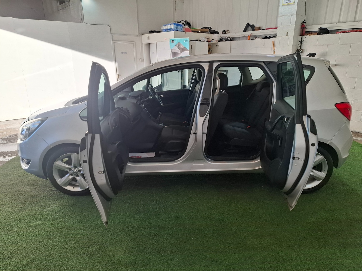 Used Vauxhall Meriva 2015 for sale - 76694371: Photo 13