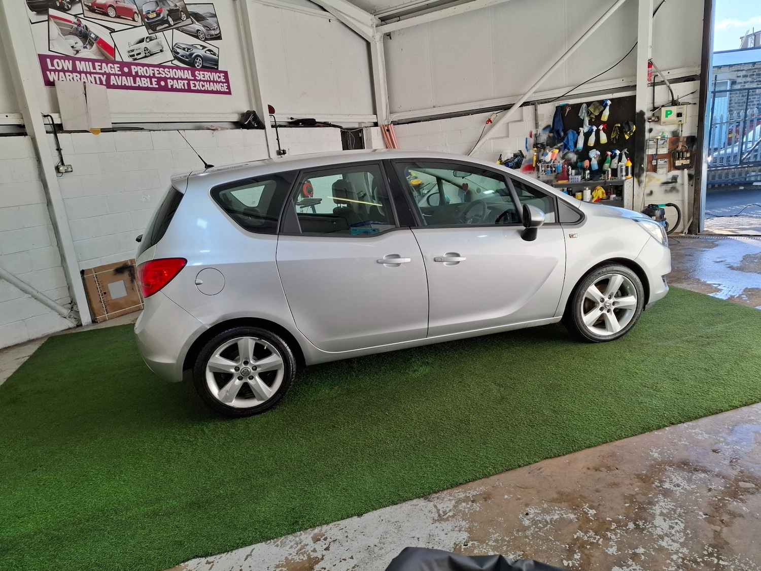Used Vauxhall Meriva 2015 for sale - 76694371: Photo 18