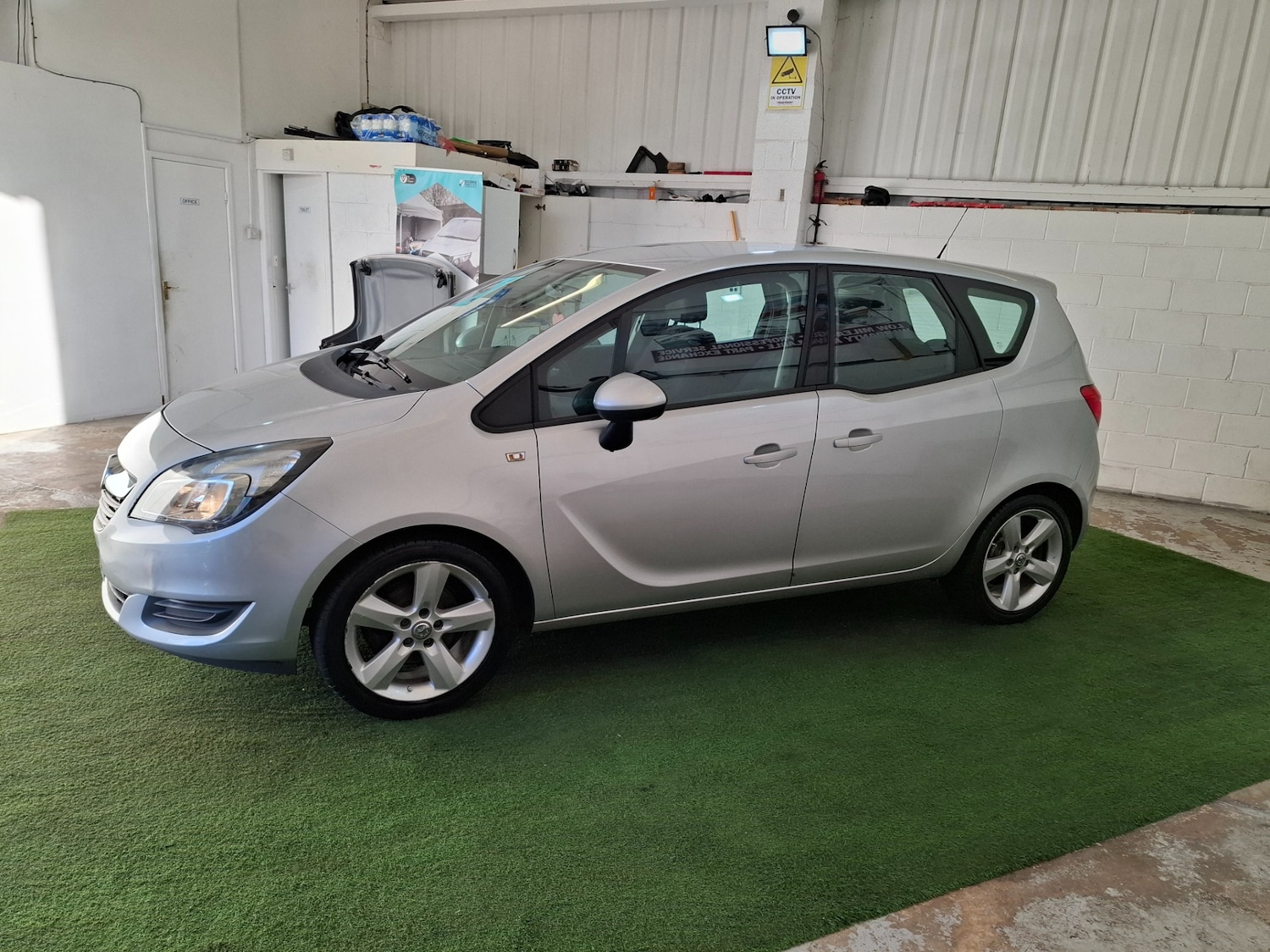 Used Vauxhall Meriva 2015 for sale - 76694371: Photo 23