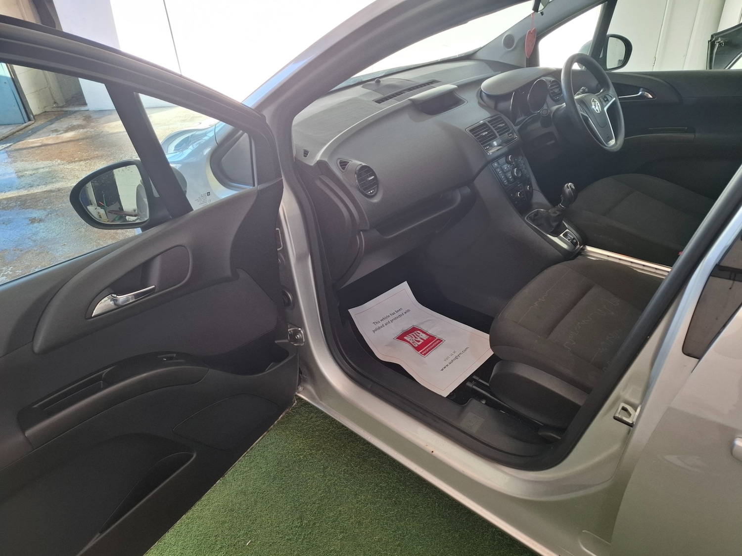 Used Vauxhall Meriva 2015 for sale - 76694371: Photo 7