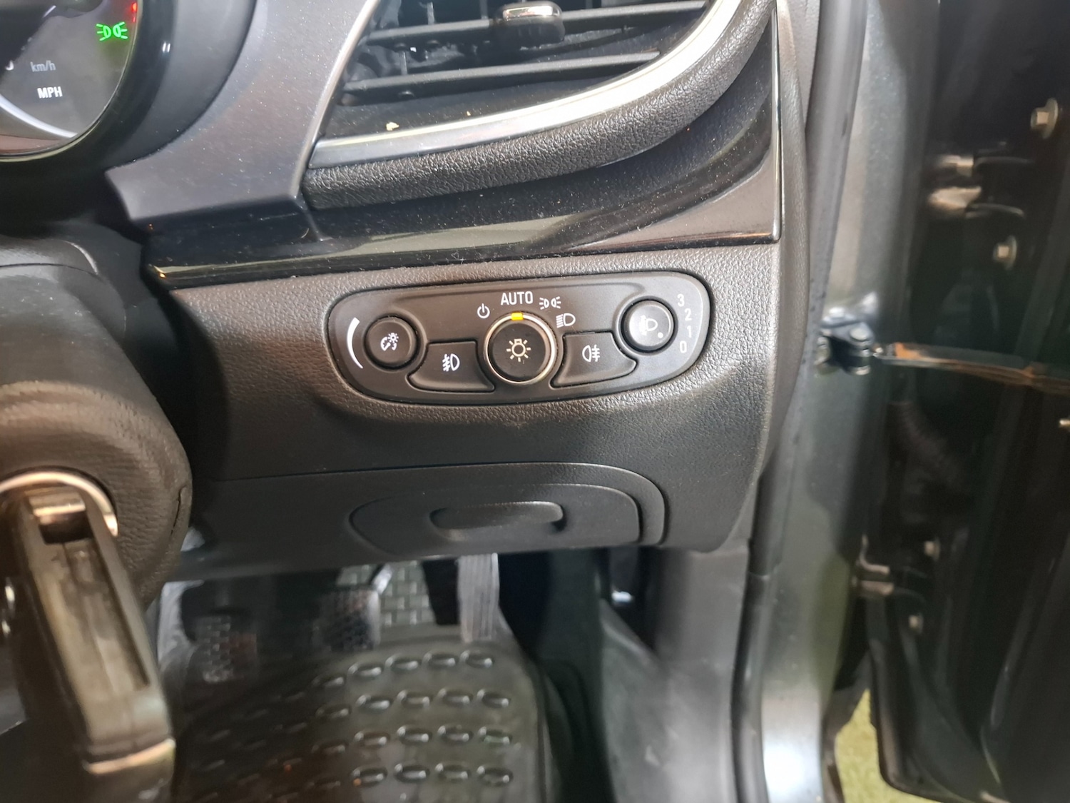 Used Vauxhall Mokka X 2018 for sale - 77630952: Photo 19