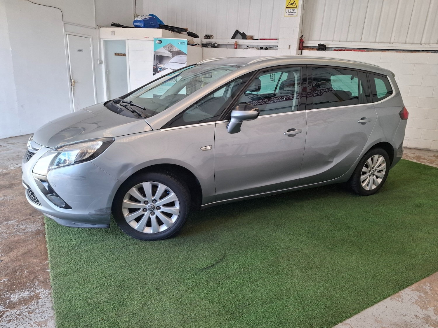 Used Vauxhall Zafira 2014 for sale - 76185915: Photo 19
