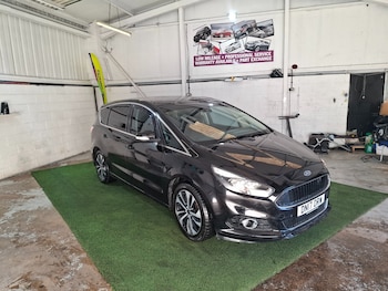 2017 (17) - 2.0 TDCi 180 Titanium 5dr