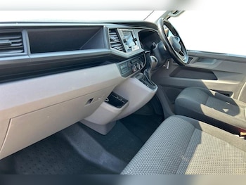 Used Volkswagen Transporter 2022 for sale - 79208927: Photo