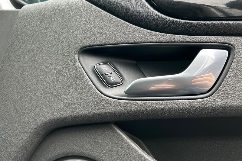 Used Ford Transit Custom 2023 for sale - 77570650: Photo 32