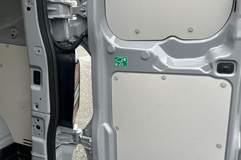 Used Ford Transit Custom 2025 for sale - 76895495: Photo 27