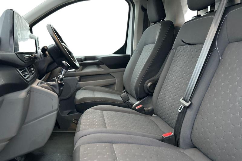Used Ford Transit Custom 2024 for sale - 77128141: Photo 11