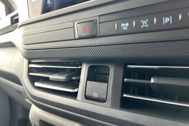 Used Ford Transit Custom 2025 for sale - 76835450: Photo 37