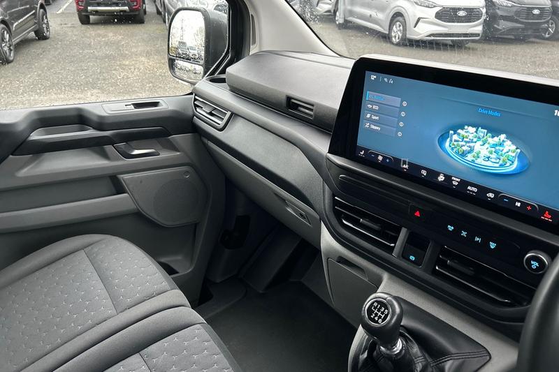 Used Ford Transit Custom 2024 for sale - 76895494: Photo 41