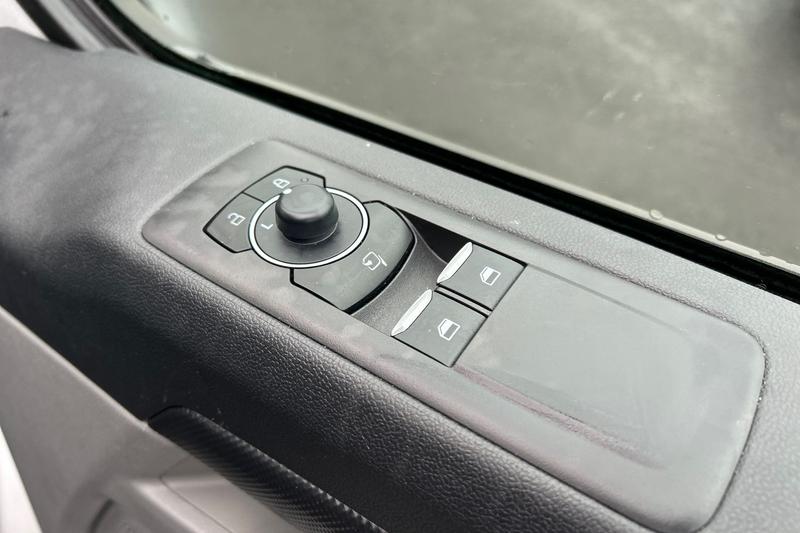 Used Ford Transit Custom 2025 for sale - 77819636: Photo 31