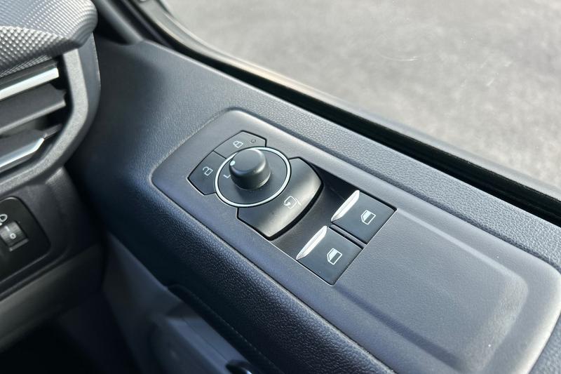 Used Ford Transit Custom 2025 for sale - 76819227: Photo 36