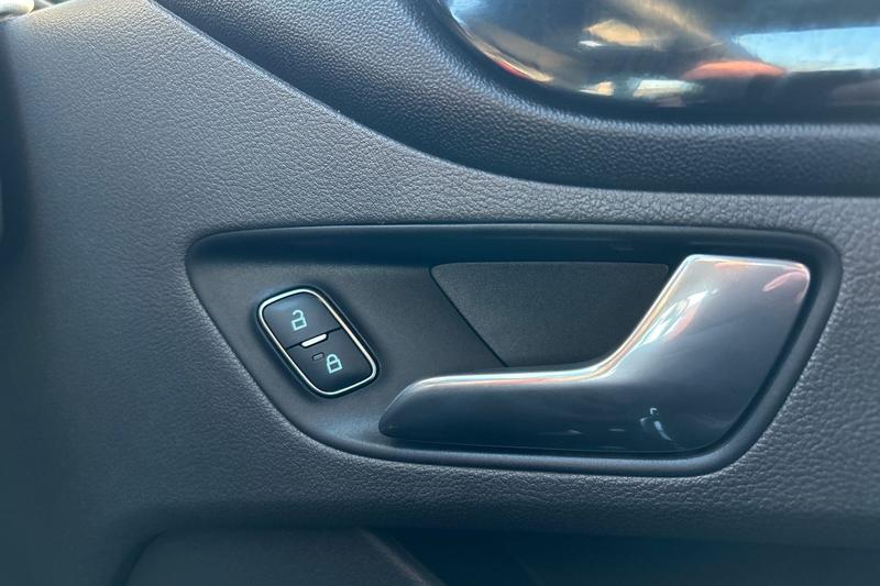 Used Ford Transit Custom 2023 for sale - 77176469: Photo 35