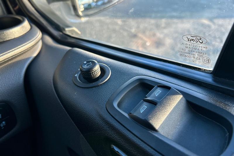 Used Ford Transit Custom 2023 for sale - 77176469: Photo 36