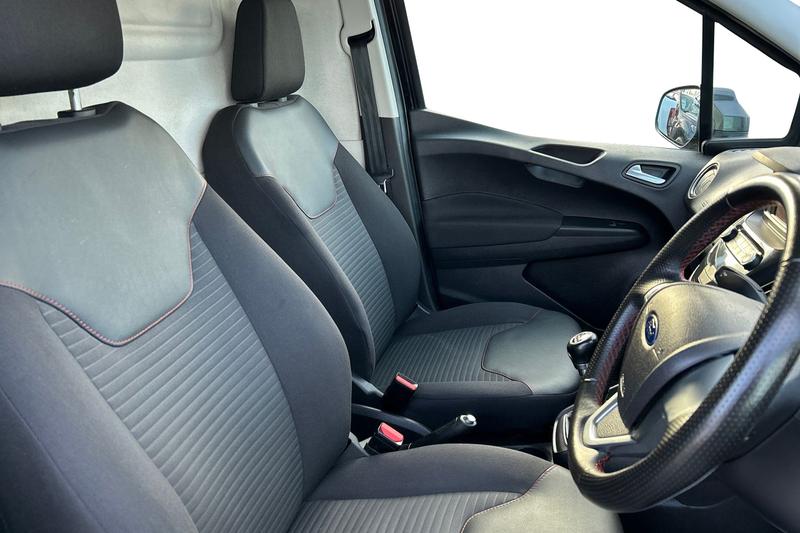 Used Ford Transit Courier 2019 for sale - 77878309: Photo 12