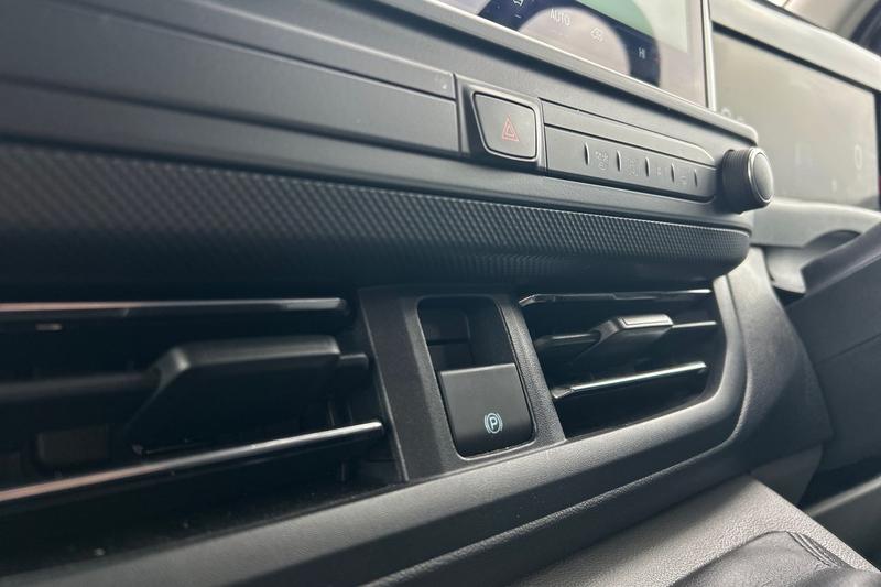 Used Ford Transit Custom 2025 for sale - 77607531: Photo 35