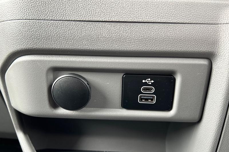 Used Ford Transit Custom 2024 for sale - 77878321: Photo 41