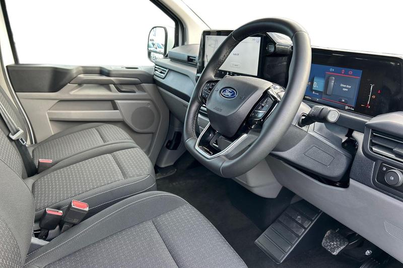 Used Ford Tourneo Custom 2025 for sale - 77951207: Photo 15