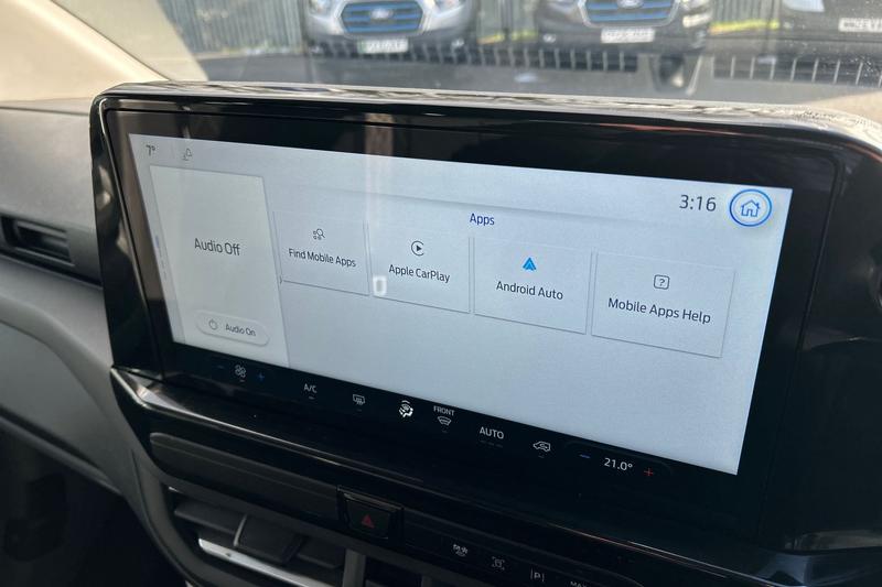 Used Ford Tourneo Custom 2025 for sale - 77951207: Photo 18