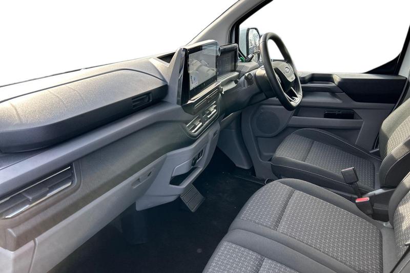 Used Ford Tourneo Custom 2025 for sale - 77951207: Photo 4