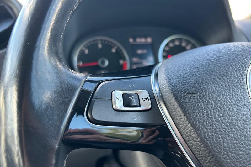 Used Volkswagen Amarok 2016 for sale - 76565048: Photo 35