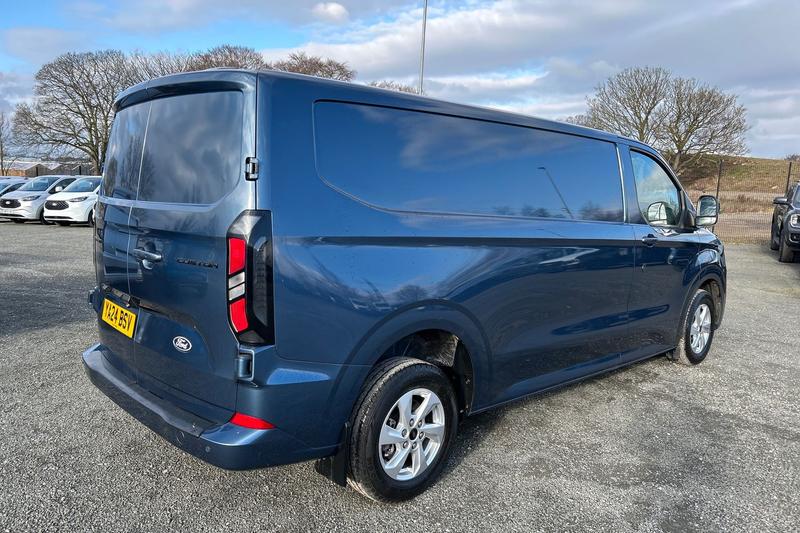 Used Ford Transit Custom 2024 for sale - 77372423: Photo 8