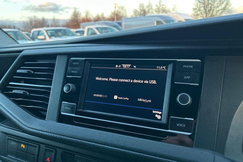 Used Volkswagen Transporter 2021 for sale - 76918300: Photo 17