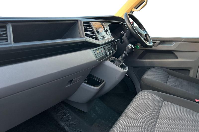 Used Volkswagen Transporter 2021 for sale - 76918300: Photo 3