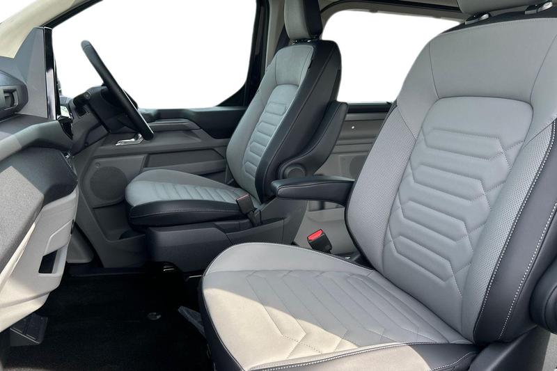 Used Ford Tourneo Custom 2025 for sale - 77462458: Photo 10
