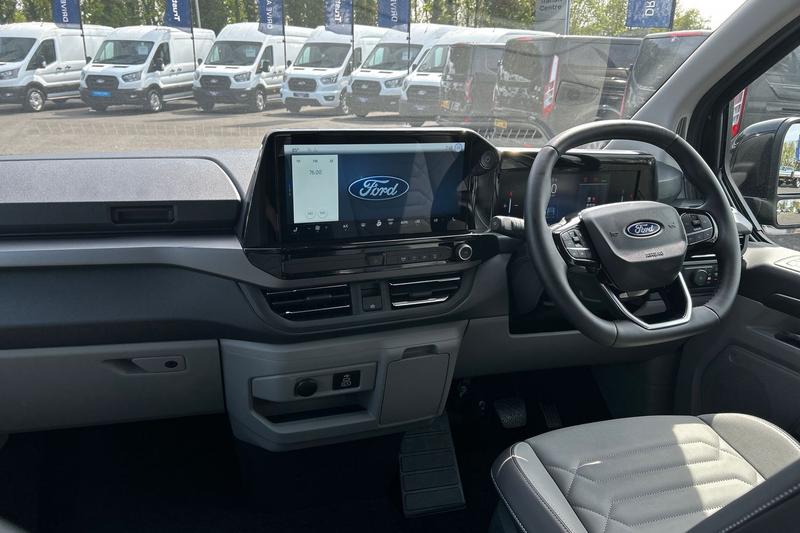 Used Ford Tourneo Custom 2025 for sale - 77462458: Photo 25
