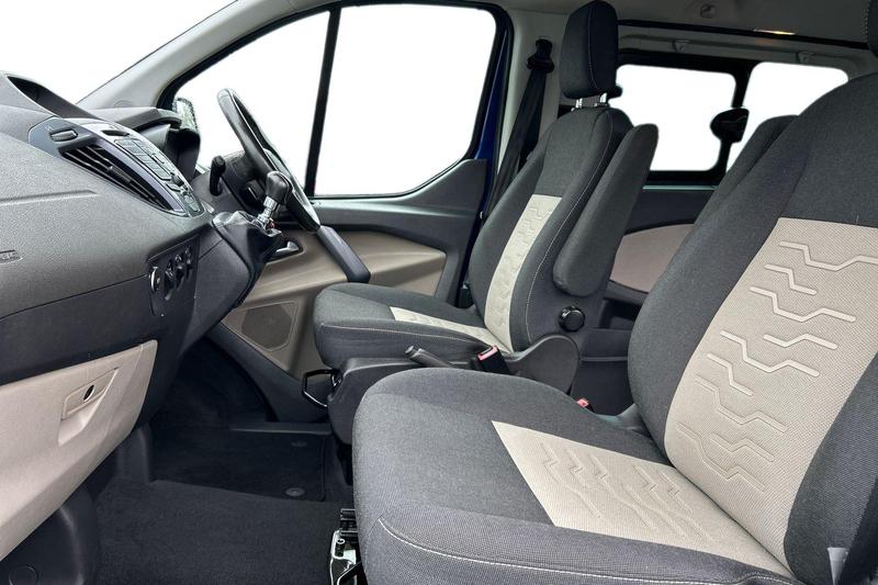 Used Ford Tourneo Custom 2017 for sale - 76184344: Photo 11