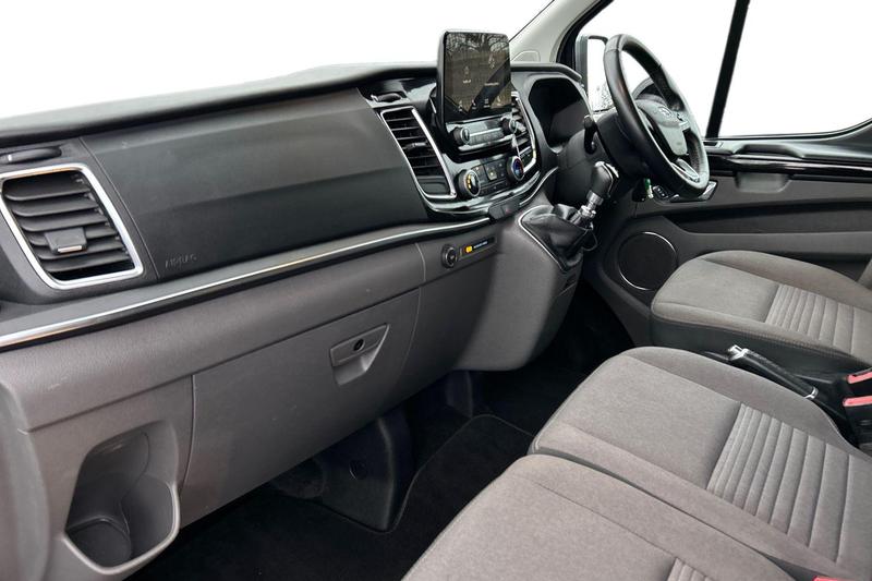 Used Ford Tourneo Custom 2019 for sale - 77493392: Photo 4