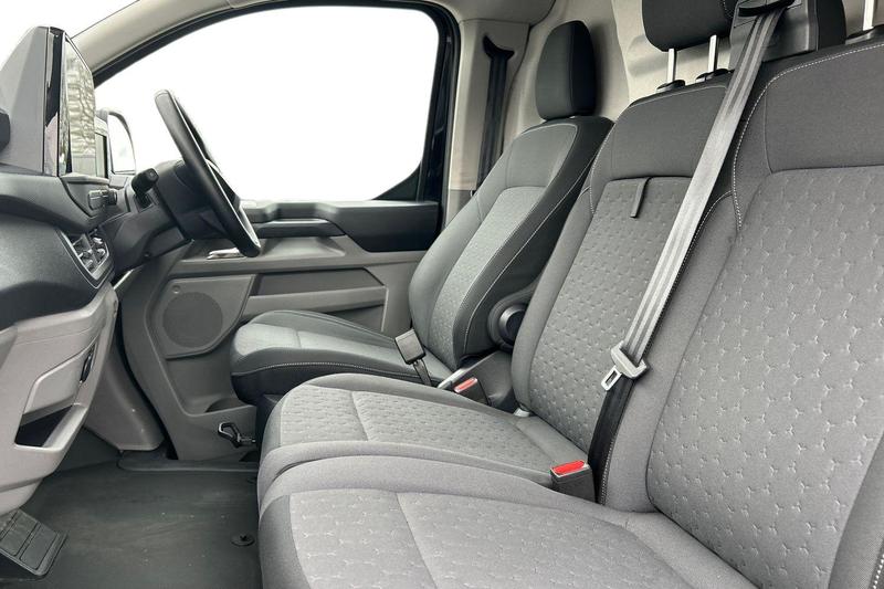 Used Ford Transit Custom 2025 for sale - 77659795: Photo 11