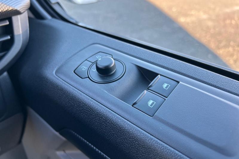 Used Ford Transit Custom 2025 for sale - 77138350: Photo 35