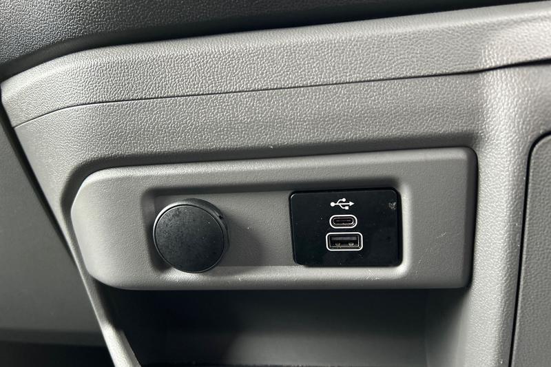 Used Ford Transit Custom 2024 for sale - 77878319: Photo 37