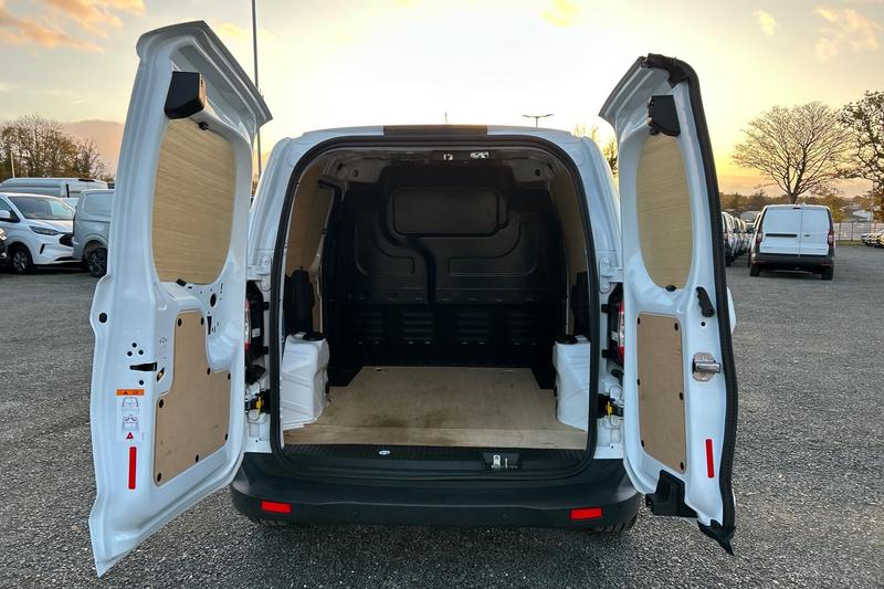 Used Ford Transit Courier 2022 for sale - 76433860: Photo 7