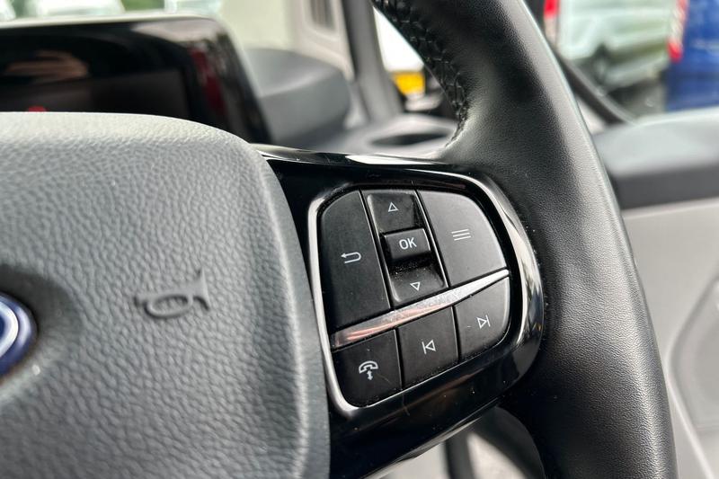 Used Ford Transit Custom 2023 for sale - 76184392: Photo 22