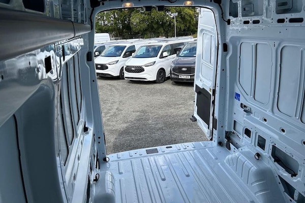 Used Ford Transit 2025 for sale - 76067606: Photo 31