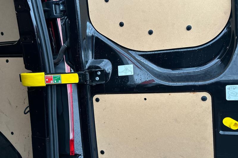 Used Ford Transit Custom 2023 for sale - 76467702: Photo 27