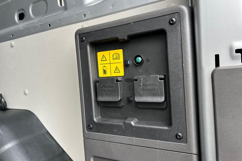 Used Ford Transit 2025 for sale - 77117093: Photo 28