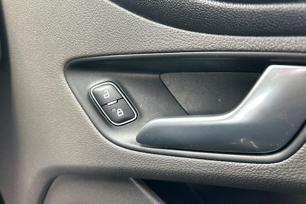 Used Ford Transit Custom 2023 for sale - 74628986: Photo 41