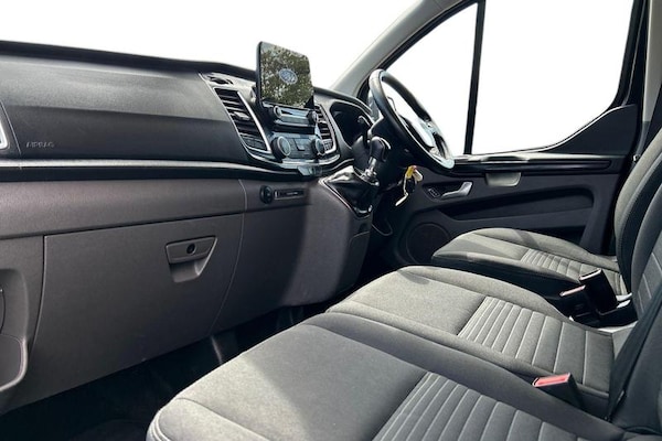 Used Ford Transit Custom 2023 for sale - 74628986: Photo 4