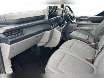 Used Ford Transit Custom 2025 for sale - 78867856: Photo