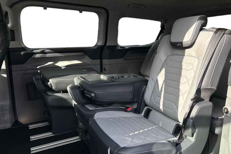 Used Ford E-Tourneo Custom 2025 for sale - 76660093: Photo 12