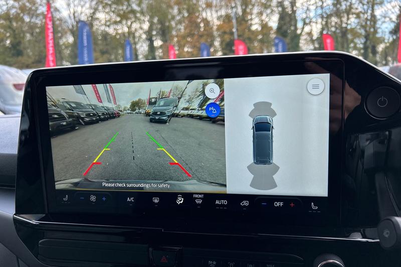 Used Ford E-Tourneo Custom 2025 for sale - 76660093: Photo 16